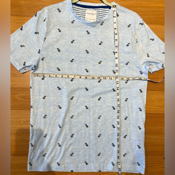SALE!!!! Denim and Flower Men's T Shirt Size L - Picture 3 of 11